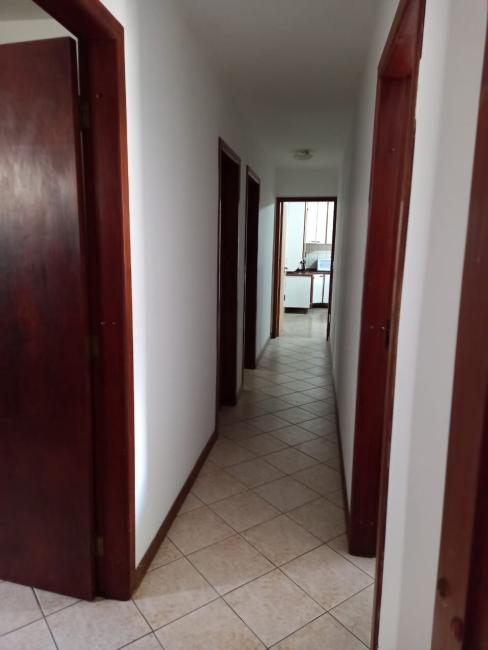 CASA com 4 dormitórios à venda com 363m² por R$ 1.350.000,00 no bairro Xaxim - CURITIBA / PR - foto 5