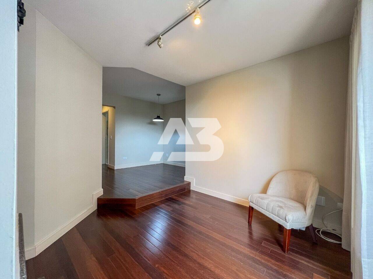 Apartamento com 2 dormitórios sendo 1 suíte com vista para o Jardim Botânico - 74m² - foto 5