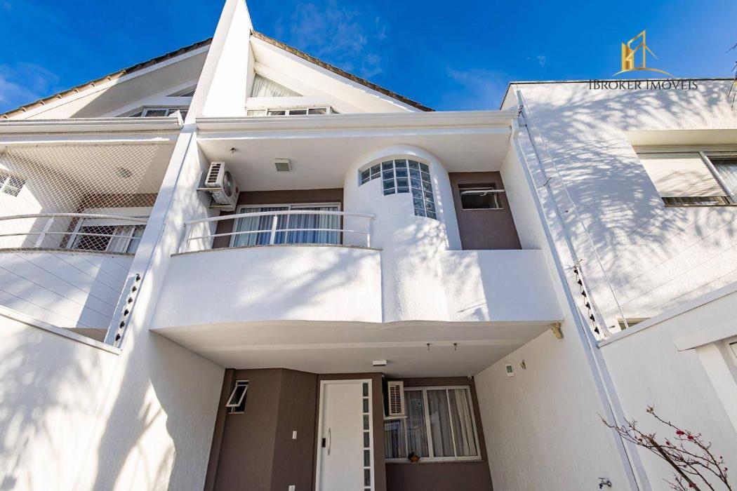Sobrado TRIPLEX SEMIMOBILIADO com 4 quartos para venda, 186 m² por R$ 1.299.000,00 - Campina do Siqueira - Curitiba/PR