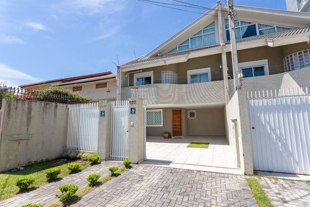 Sobrado na Vila Izabel - MOBILIADO R$ 1390.000,00