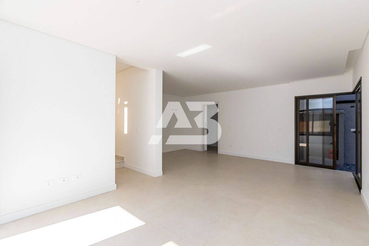 Sobrado com 3 dormitórios à venda, 160 m² por R$ 1.350.000,00 - Jardim das Américas - Curitiba/PR - foto 2