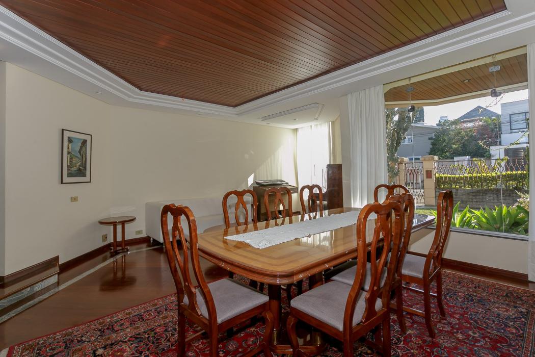 CASA com 6 dormitórios à venda com 603m² por R$ 2.400.000,00 no bairro Campina do Siqueira - CURITIBA / PR - foto 4