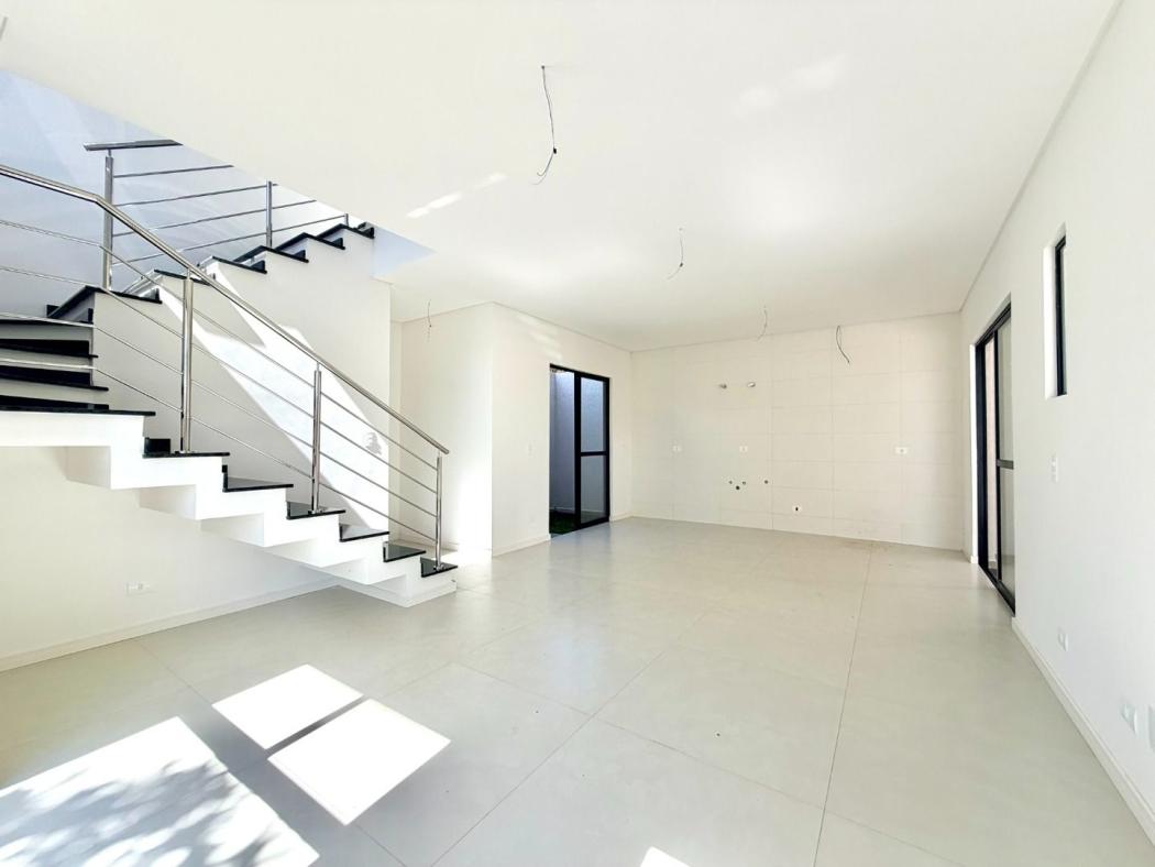 Sobrado com 3 dormitórios à venda, 266 m² por R$ 989.000,00 - Novo Mundo - Curitiba/PR - foto 4