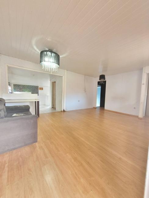 Casa Térrea para Venda em Curitiba, Portão, 3 dormitórios, 1 suíte, 2 vagas - foto 4