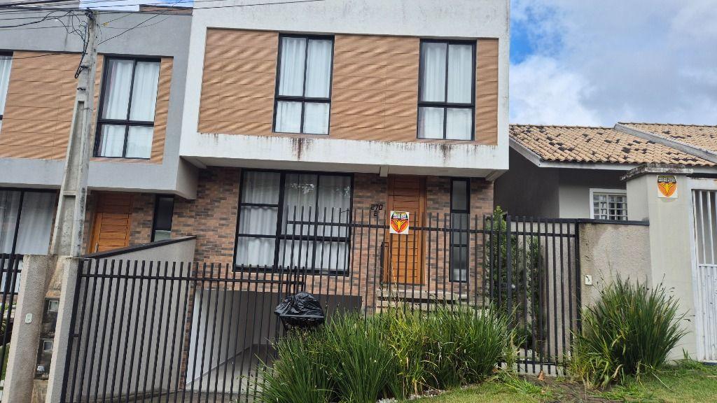 Sobrado com 3 dormitórios para alugar, 143 m² por R$ 5.259,42/mês - Tingui - Curitiba/PR