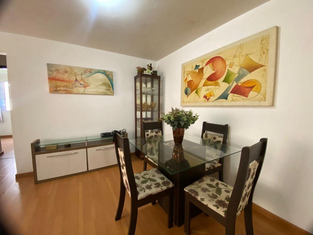 Apartamento à venda, 2 dormitórios, R$ 319.000,- há 2 quadras do Palladium,