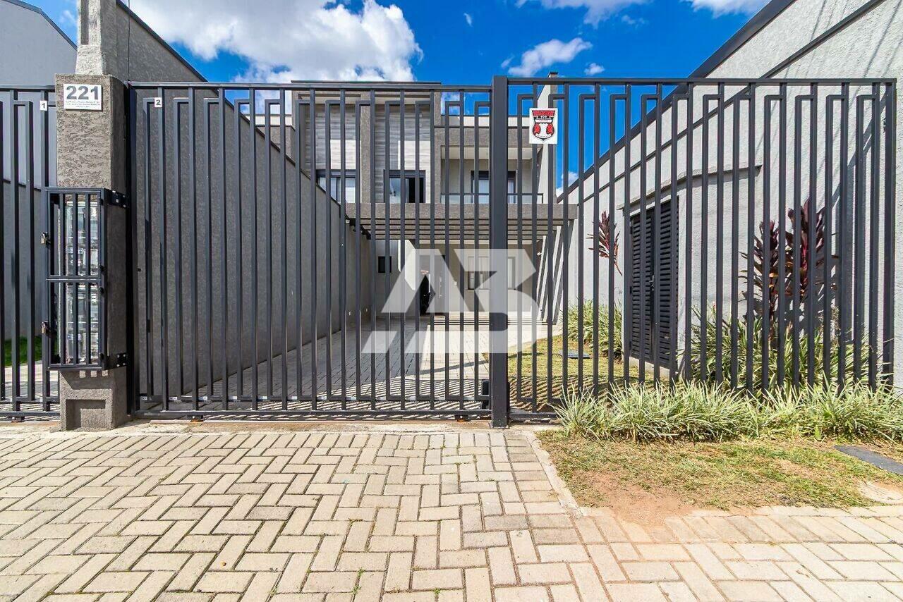 Sobrado Mobiliado com 3 dormitórios à venda, 138 m² por R$ 1.150.000 - Cidade Jardim - São José dos Pinhais/PR - foto 2