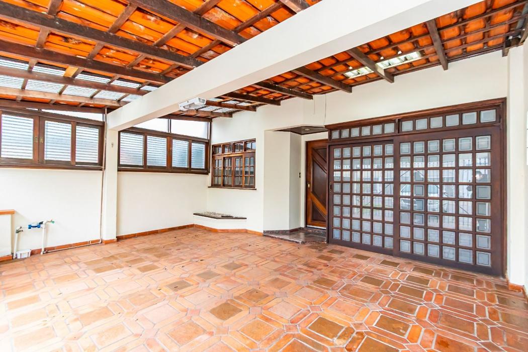 Casa com 3 dormitórios para alugar, 120 m² - Tarumã - Curitiba/PR - foto 4
