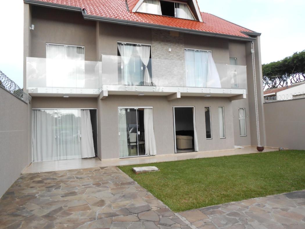 Espetacular Casa com 360 m² de Área Construída em Terreno de 660 m² 5 Quartos e Inúmeras Possibilidades no Bairro Santa Quitéria - foto 3