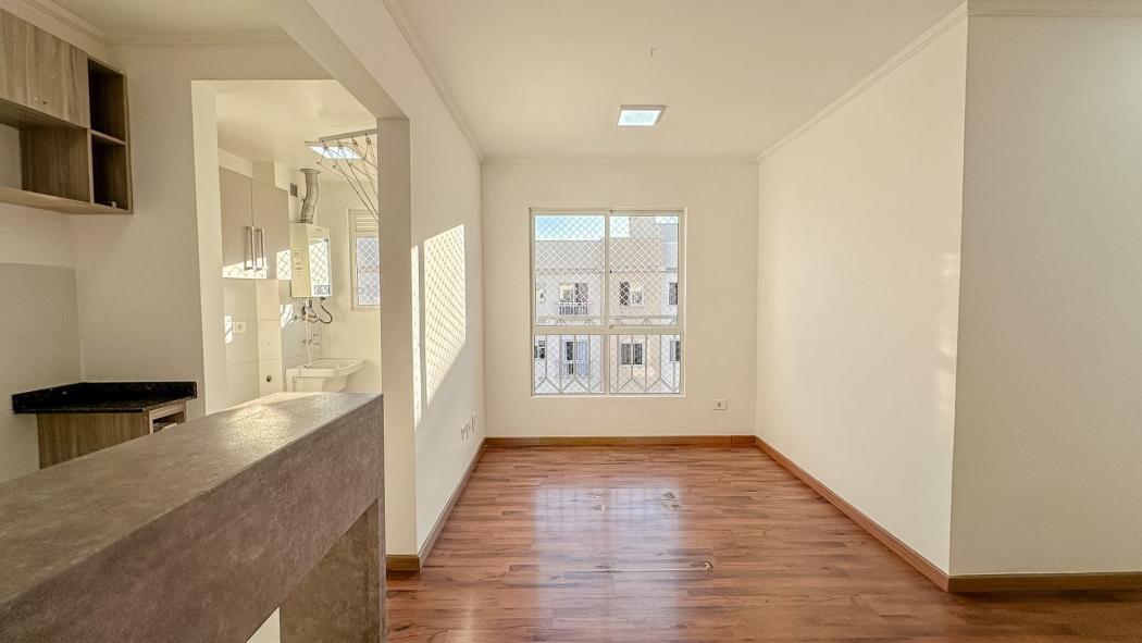 Apartamento de 2 Quartos - Capão Raso - Curitiba/PR - foto 3