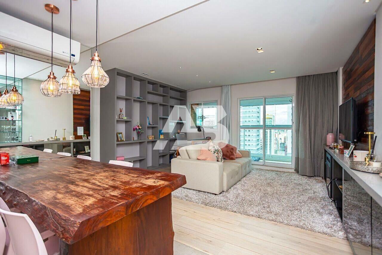 Apartamento 2 Quartos no Lifespace Curitiba, Suíte e Vaga de Garagem, 65 m² por R$ 1.299.000 - Batel - Curitiba/PR