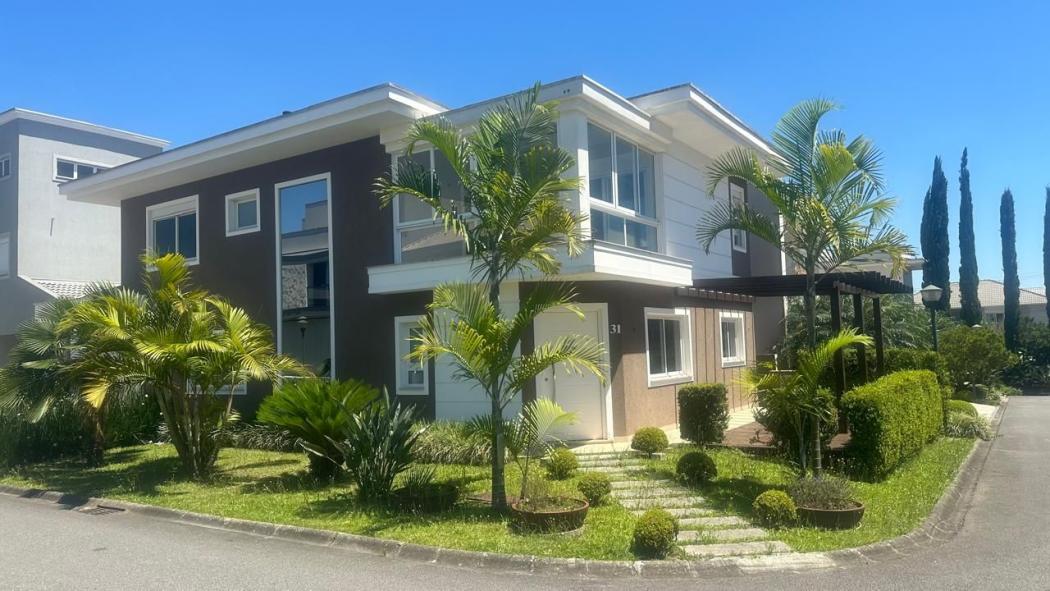 Casa com 4 dormitórios, 246 m² - venda por R$ 1.989.000,00 ou aluguel por R$ 17.159,00/mês - Xaxim - Curitiba/PR