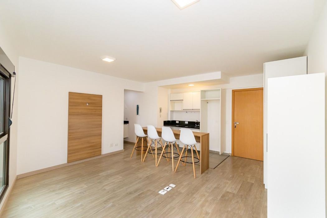 Apartamento com 1 dormitório para alugar, 31 m² por R$ 2.959,00/mês - Água Verde - Curitiba/PR - foto 2