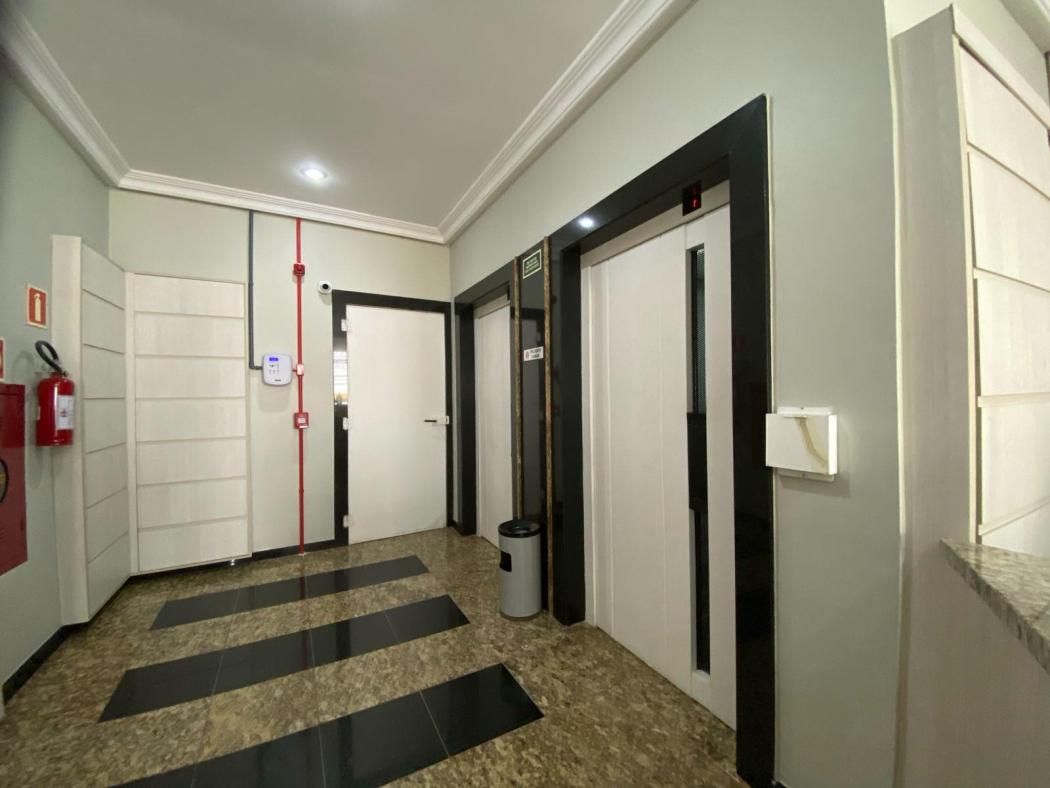 Sala Comercial no centro para locação e venda, CURITIBA - PR - foto 3