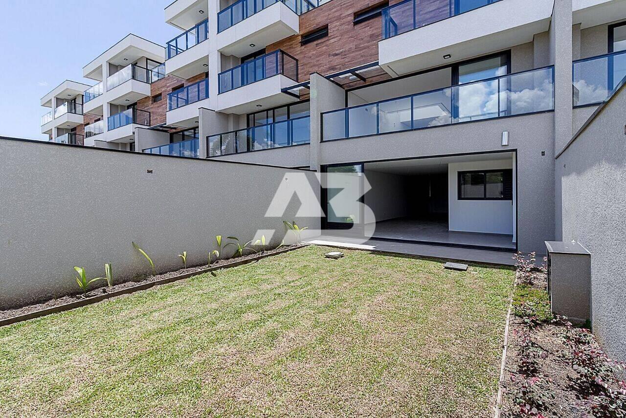 Casa com 3 Suítes à venda, 283 m² por R$ 2.159.440 - Santo Inácio - Curitiba/PR