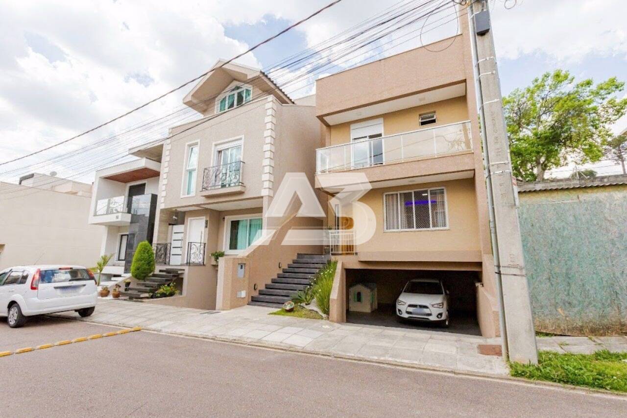 Casa com 3 dormitórios à venda, 183 m² por R$ 1.180.000,00 - Xaxim - Curitiba/PR