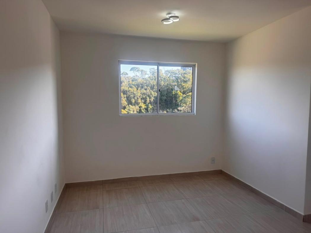 Apartamento com 2 dormitórios para alugar, 40 m² por R$ 1.200/mês - Colônia Antônio Prado - Almirante Tamandaré/PR - foto 3