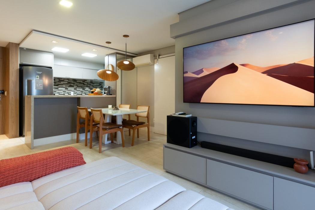 APARTAMENTO 2 QUARTOS MOBILIADO NO ED. HUB | CENTRO - CURITIBA-PR