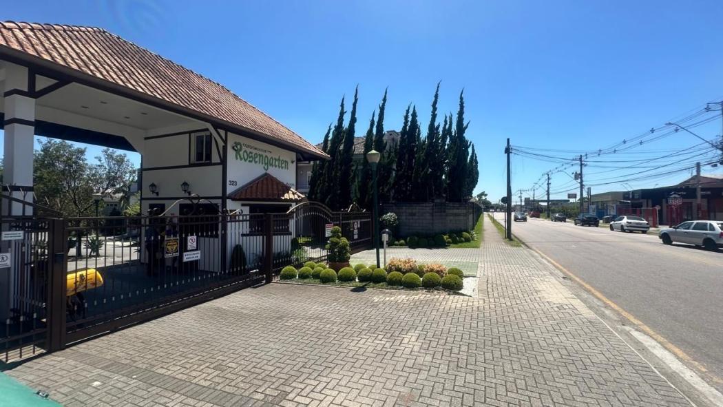 Casa com 4 dormitórios, 246 m² - venda por R$ 1.989.000,00 ou aluguel por R$ 17.159,00/mês - Xaxim - Curitiba/PR - foto 4