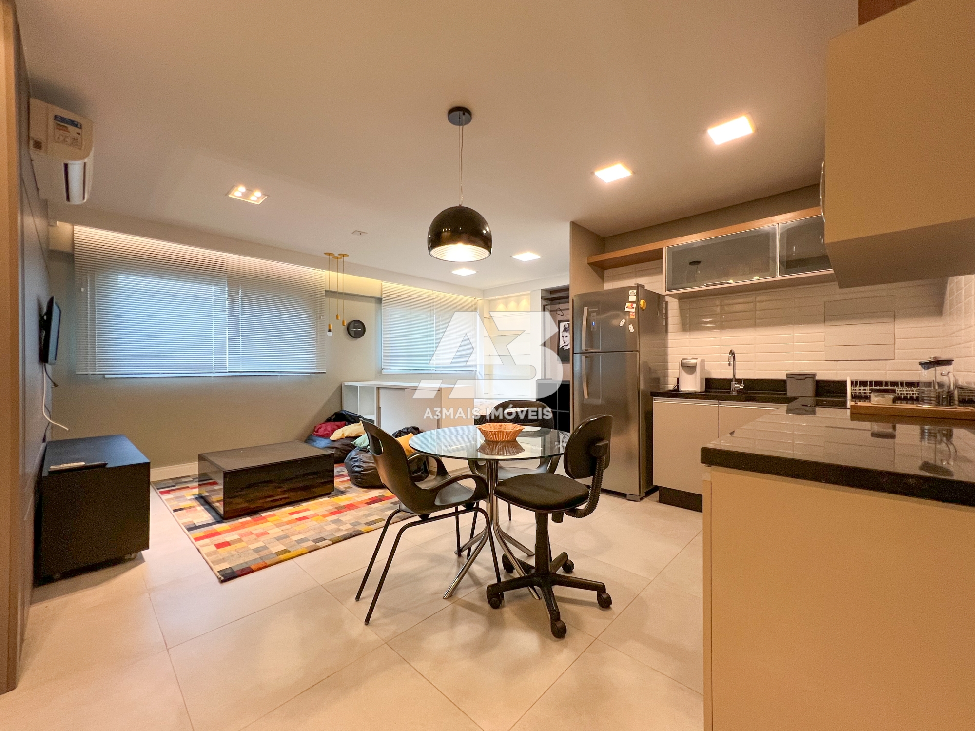 Studio com 1 dormitório para alugar, 33 m² - foto 2