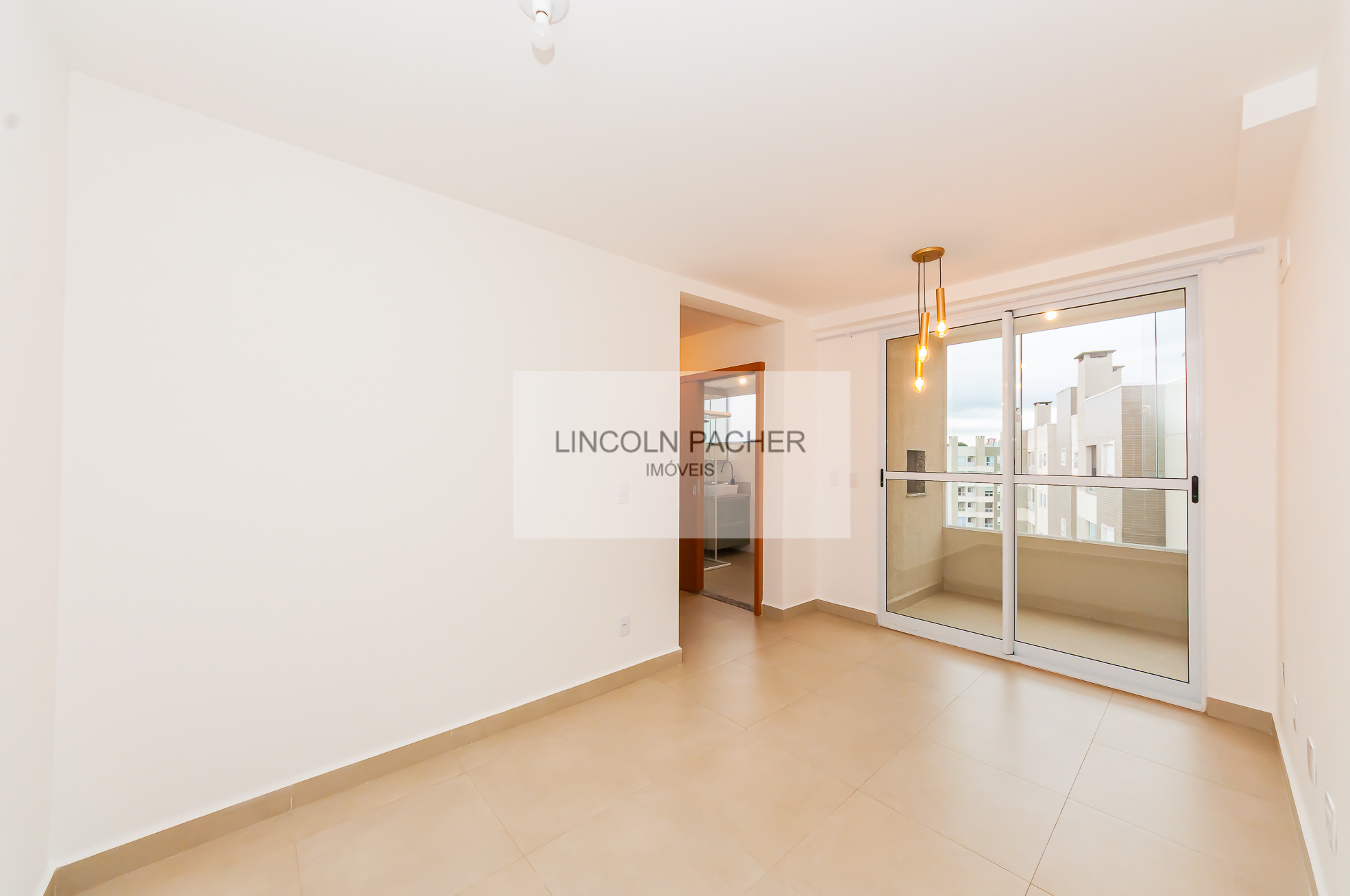 Lindo Apartamento a Venda no Bacacheri