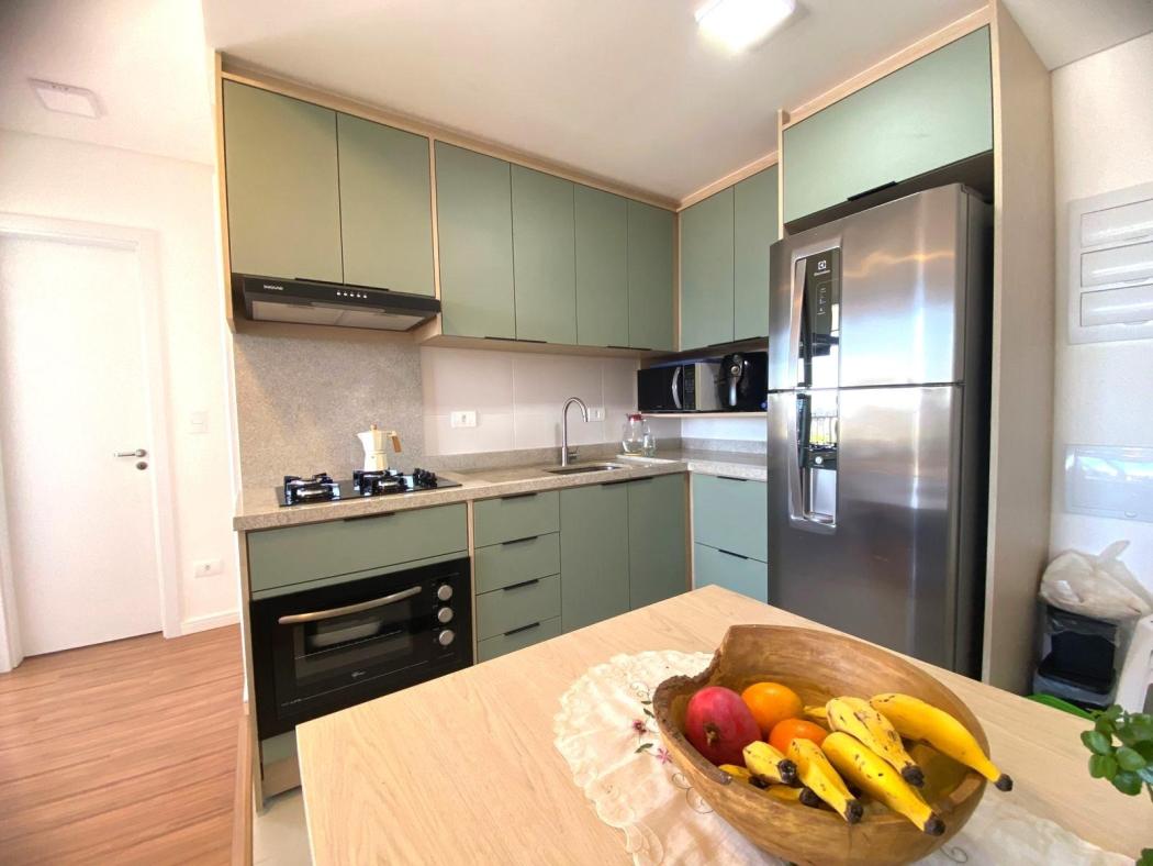 Apartamento à venda, Andar Alto Vista Livre, 2 Dormitórios, Agua Verde - foto 2