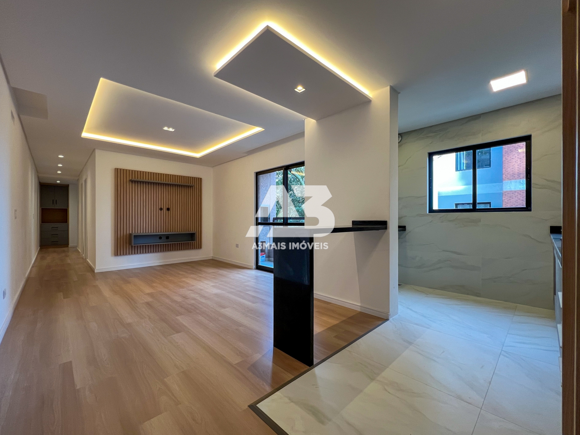 Apartamento com 3 dormitórios para alugar, 88 m² - Centro - Pinhais/PR - foto 2