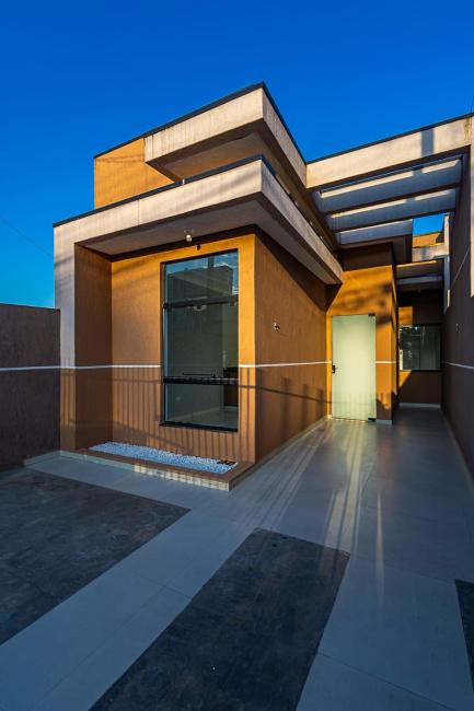 CASA com 3 dormitórios à venda por R$ 399.000,00 no bairro Pinheirinho - CURITIBA / PR - foto 2