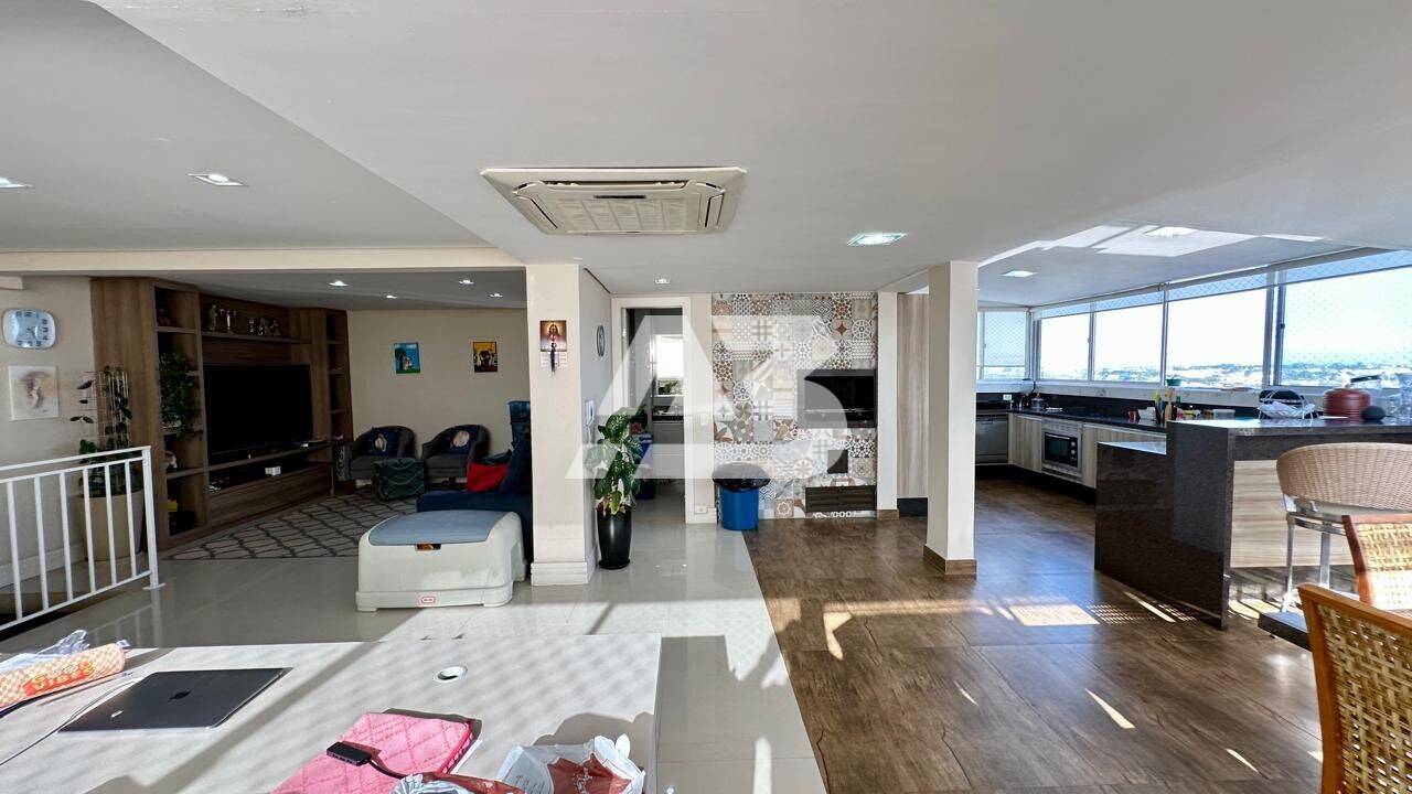 Cobertura com 3 dormitórios à venda, 184 m² por R$ 1.430.000 - Cristo Rei - Curitiba/PR