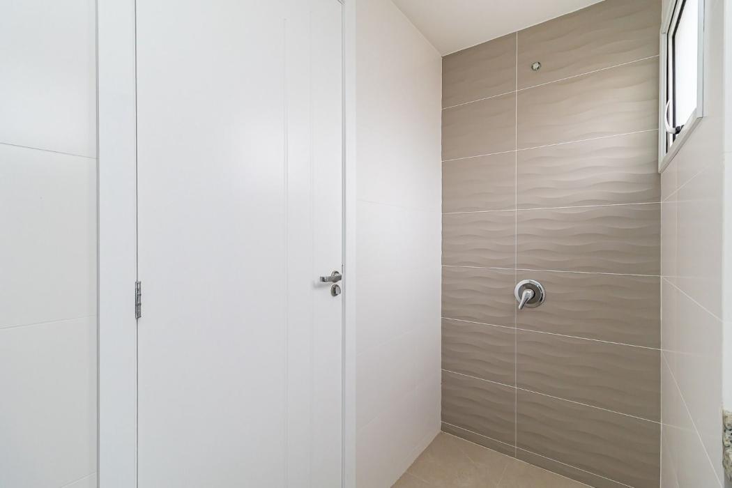 Sobrado com 4 dormitórios à venda, 164 m² por R$ 1.050.000,00 - Jardim das Américas - Curitiba/PR - foto 2