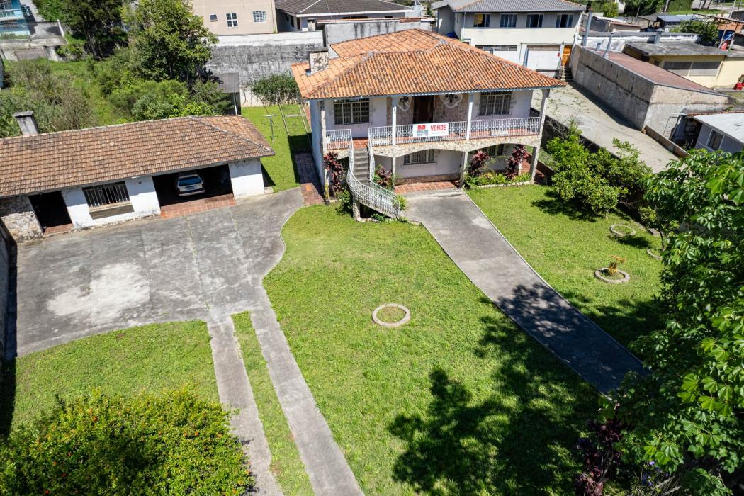 Casa com 6 Dormitórios, 5 banheiros e 10 vagas de garagem-Terreno Único de 1.089m² - OPORTUNIDADE RARA NO SANTA CÂNDIDA - foto 2