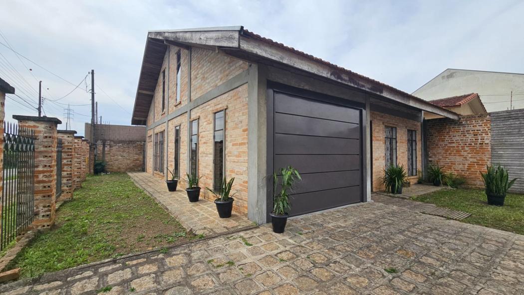 Casa Residencial ou Comercial conceitual rústica à venda, 165 m² por R$ 670.000 - Pinheirinho - Curitiba/PR - foto 2