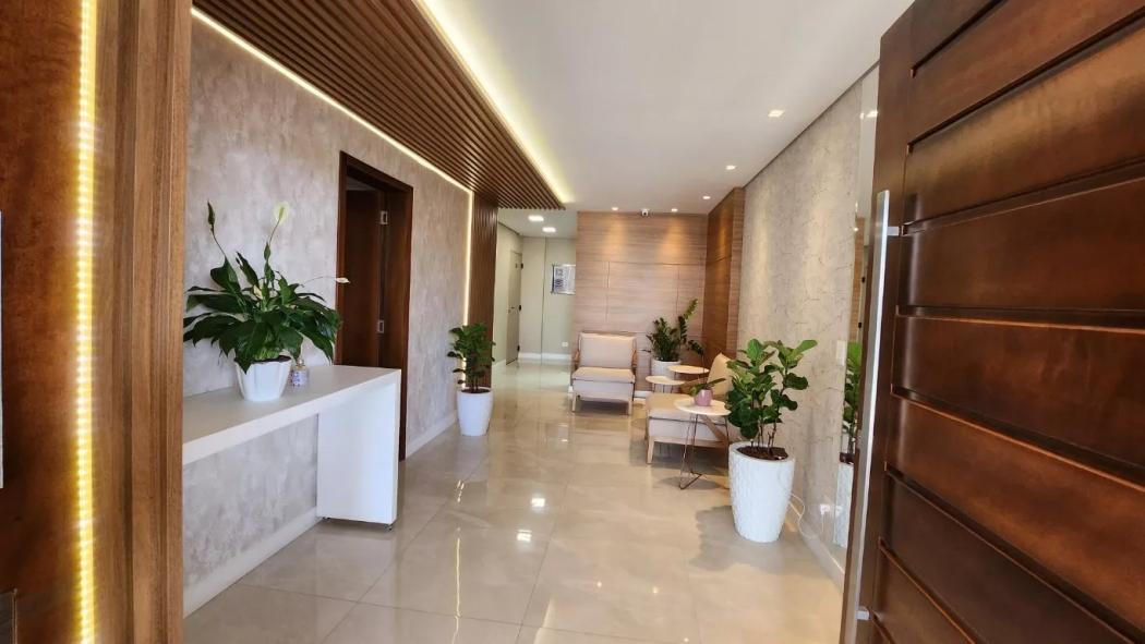Apartamento para aluguel, 3 quartos e 2 vagas, Novo Mundo, Curitiba