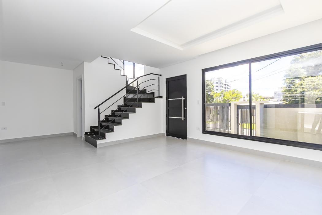 Sobrado Triplex Novo com 3 Suítes no Capão Raso - Frente Rua - foto 5