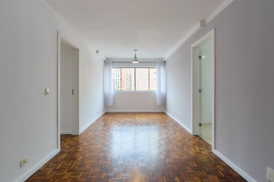 Apartamento em último andar no Centro de Curitiba | 2 quartos | vaga | Ed. Professor Ewaldo Schiebler - foto 4