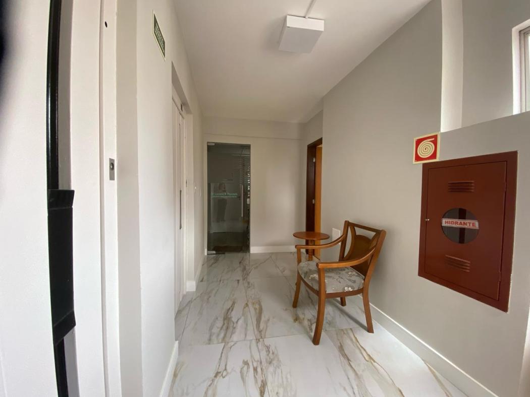 Sala Comercial no centro para locação e venda, CURITIBA - PR - foto 4