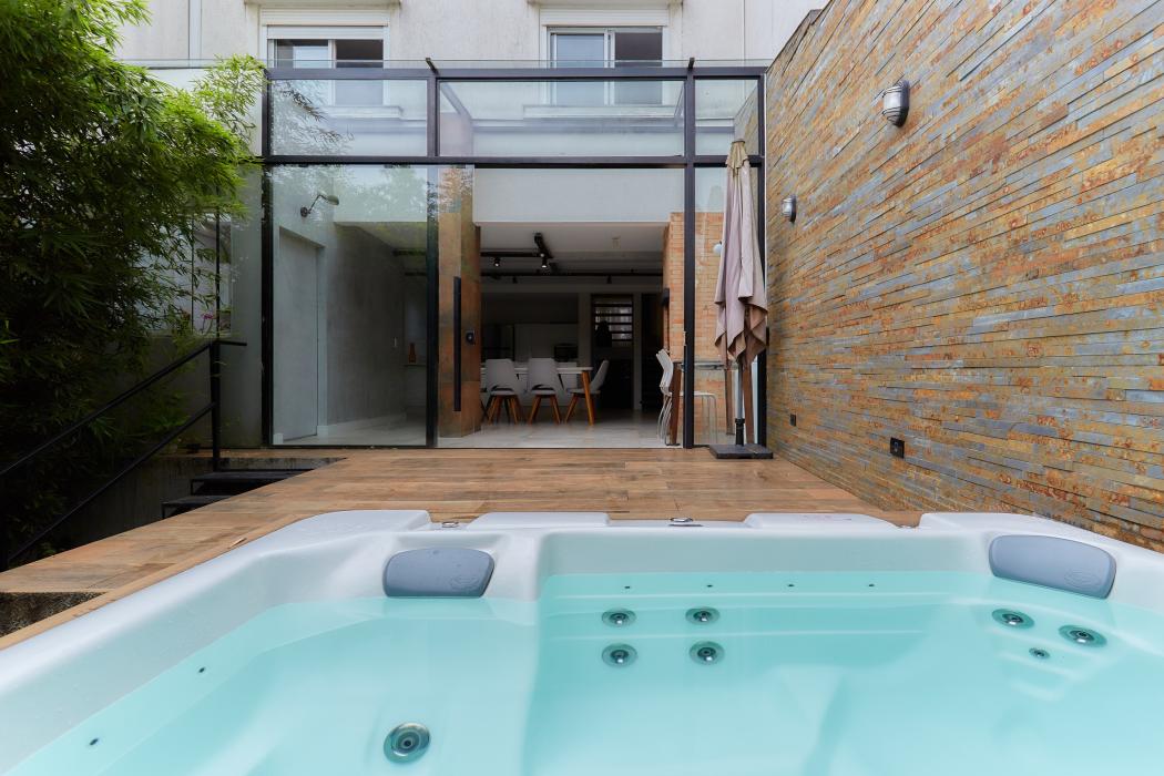 Casa no Jardim das Américas: 225m², 3 Quartos, Suíte Master, Jacuzzi e Quintal - foto 4