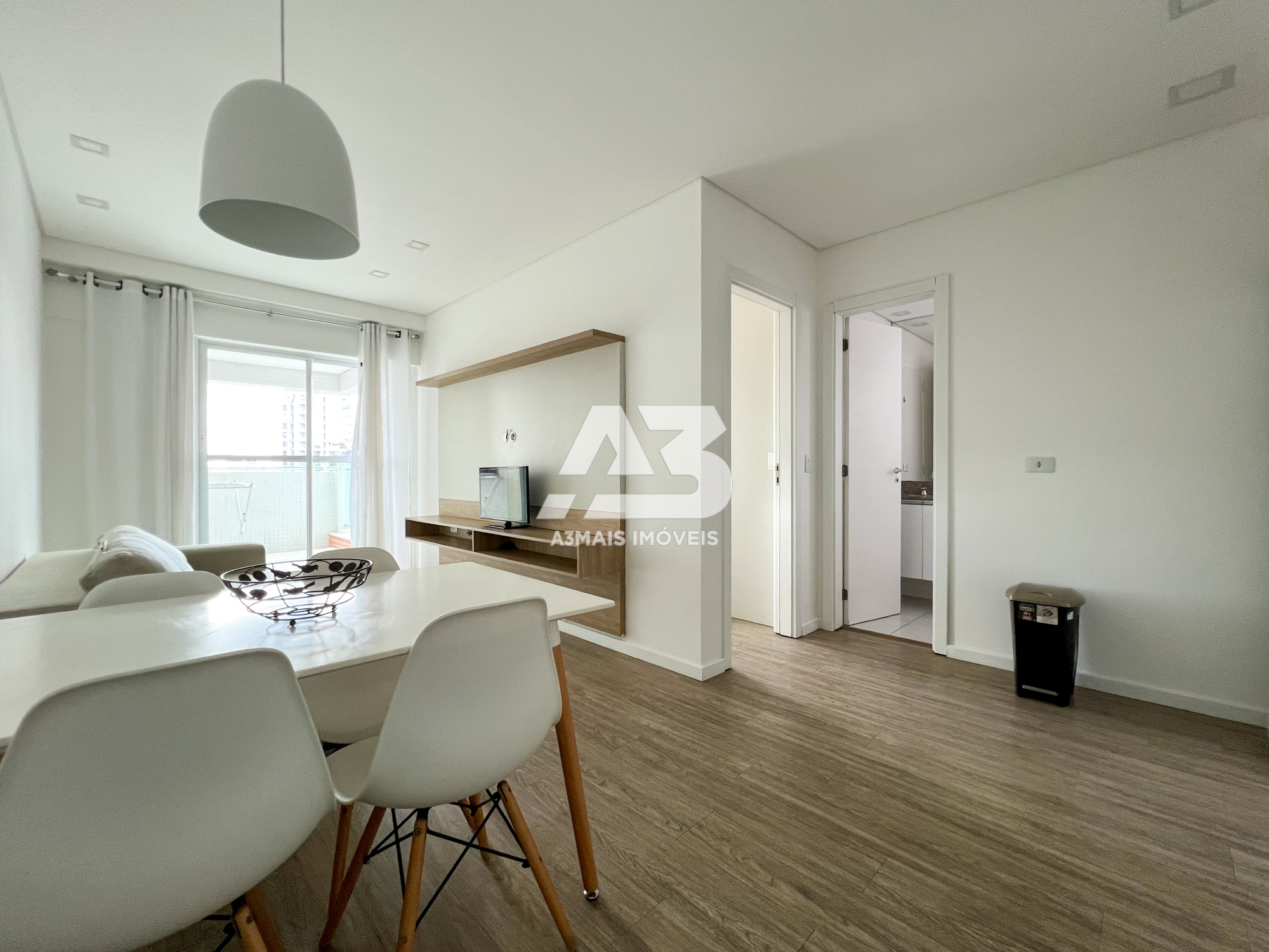 Apartamento com 1 dormitório para alugar, 41 m² - foto 2