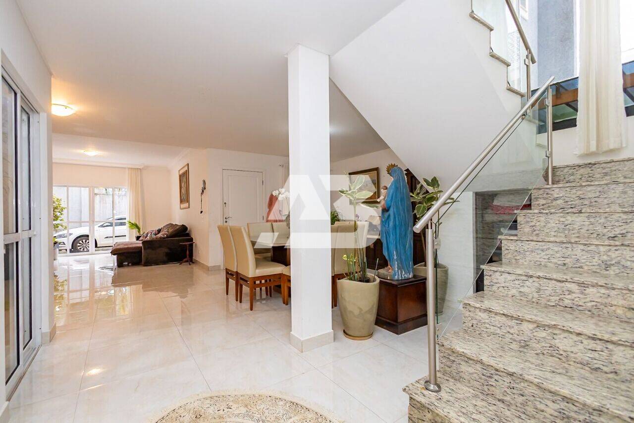 Sobrado com 3 dormitórios à venda, 321 m² por R$ 1.589.000,00 - Santa Felicidade - Curitiba/PR