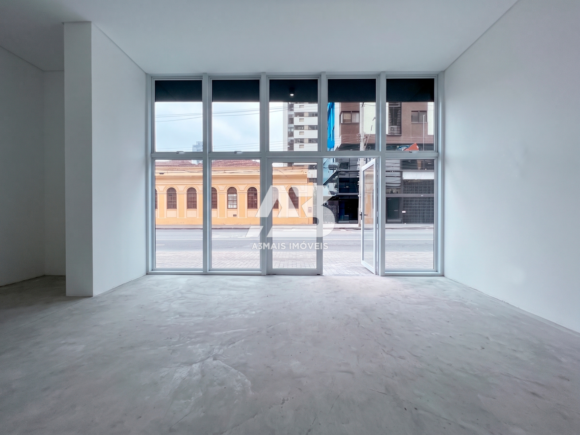 Loja para alugar, 45 m² por R$ 6.800/mês - Centro - Curitiba/PR - foto 4