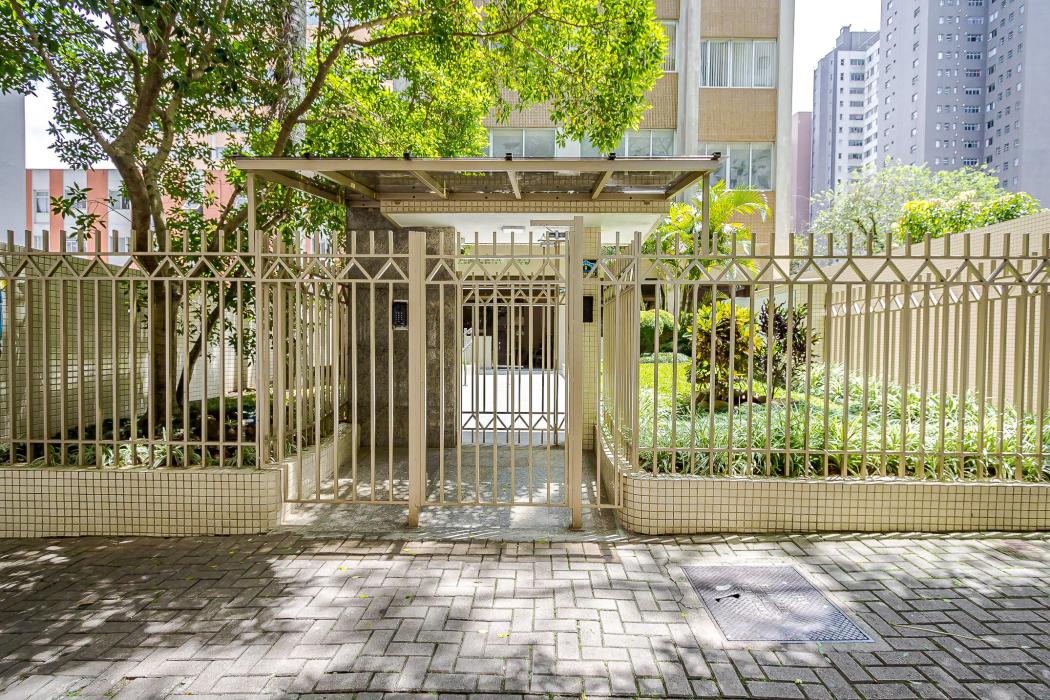 Apartamento para venda, Elevador Privativo | 4 Quartos | Água Verde/Batel - foto 3