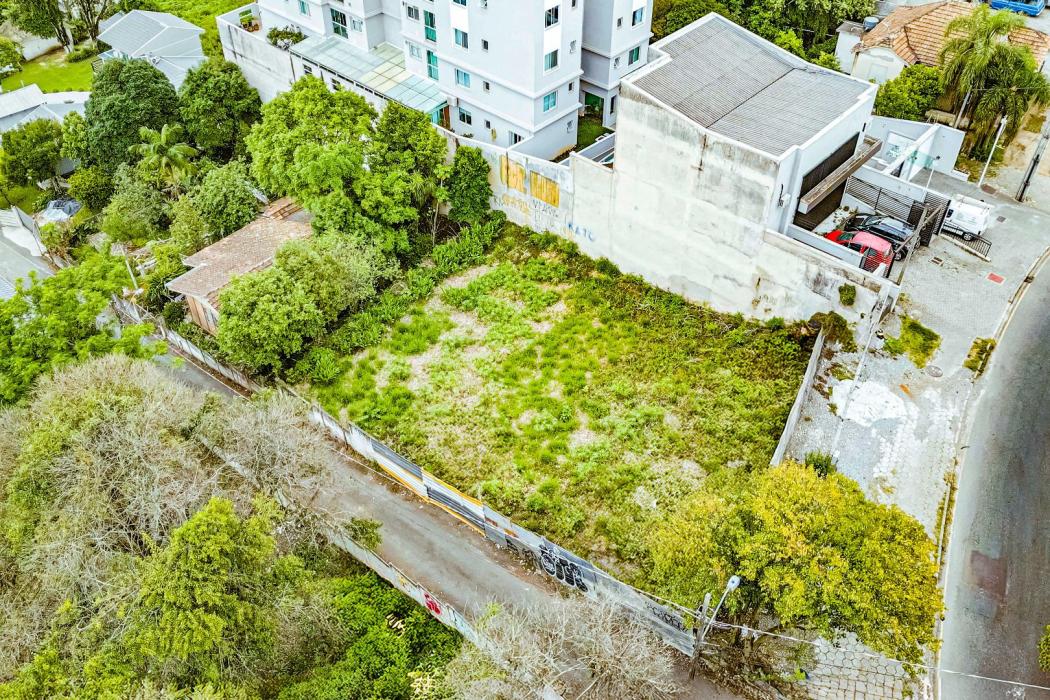 Terreno de Esquina em Avenida Movimentada no Tingui - 537m² ! - foto 5