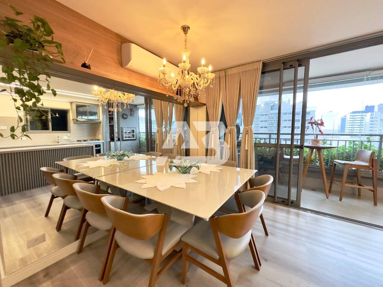 Apartamento com 3 dormitórios à venda, 105 m² por R$ 1.700.000,00 - Centro - Curitiba/PR - foto 2