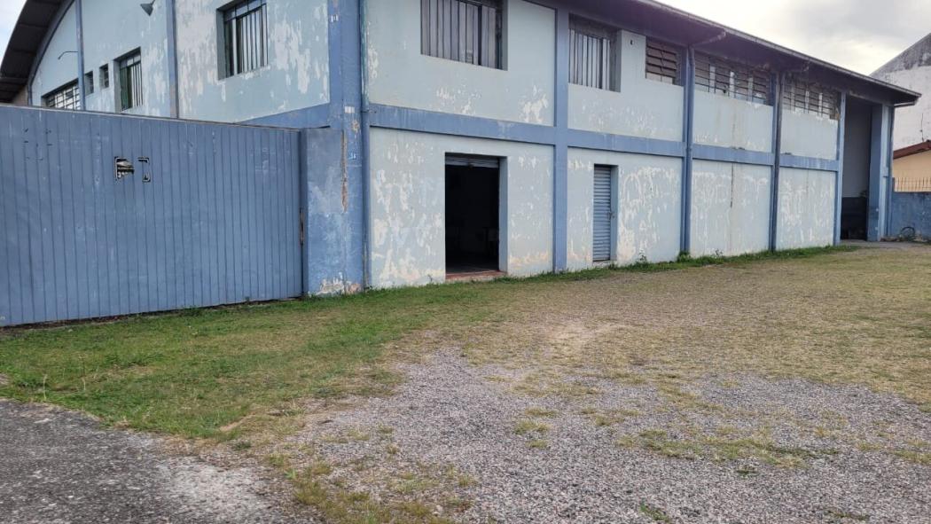 BARRACÃO/GALPÃO à venda com 2663m² por R$ 6.450.000,00 no bairro Hauer - CURITIBA / PR - foto 2