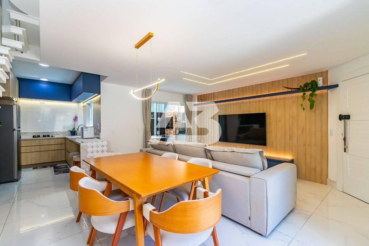 Sobrado com 3 dormitórios à venda, 103 m² por R$ 1.000.000,00 - Uberaba - Curitiba/PR - foto 5