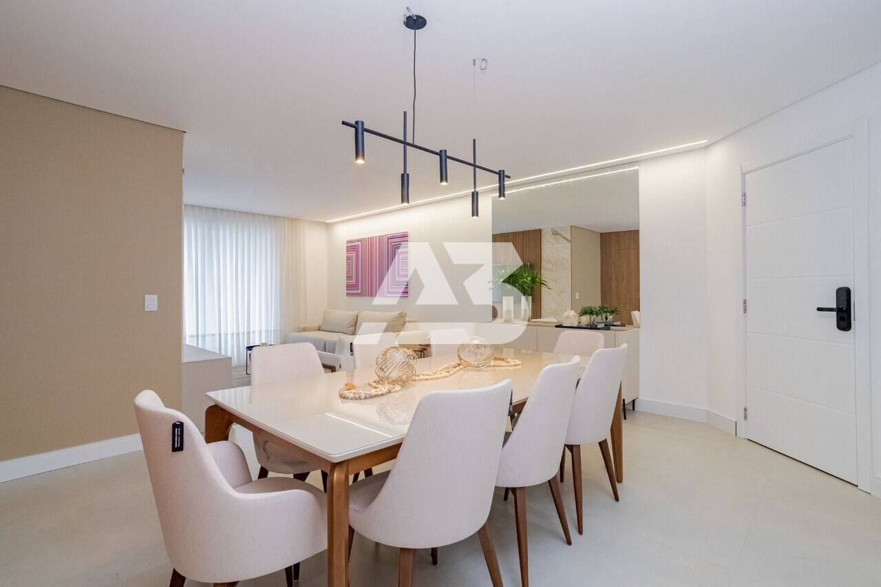 Apartamento com 3 dormitórios à venda, 131 m² por R$ 1.639.000,00 - Batel - Curitiba/PR