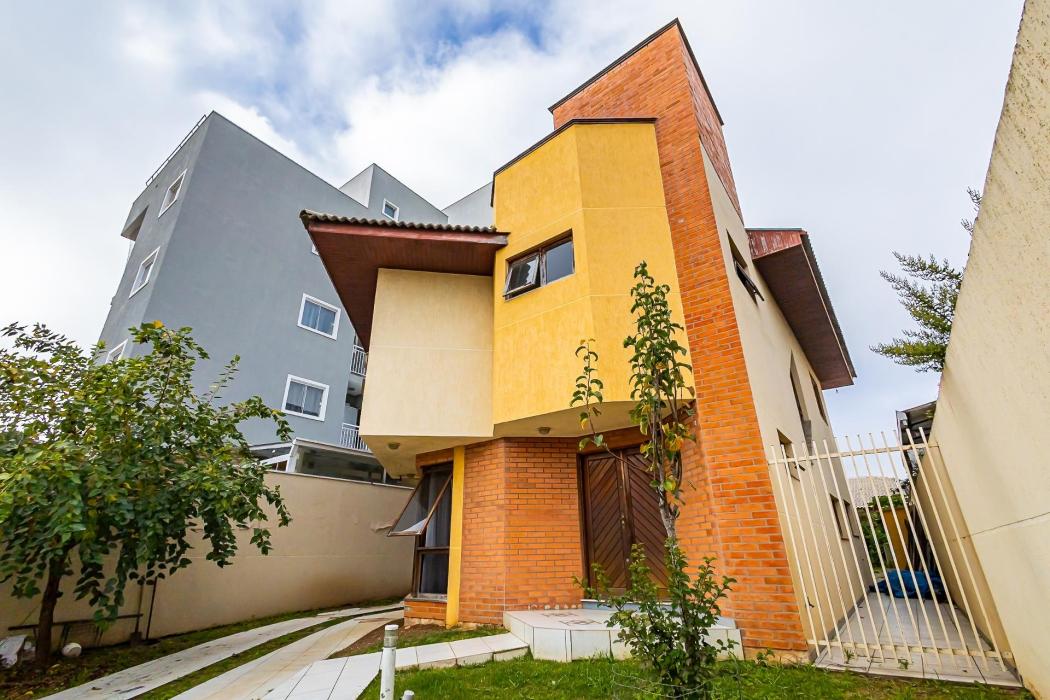 Casa Face Norte de 280m² em Terreno de 468m² - 3 Qts (1 Suíte) e Amplo Quintal - foto 2