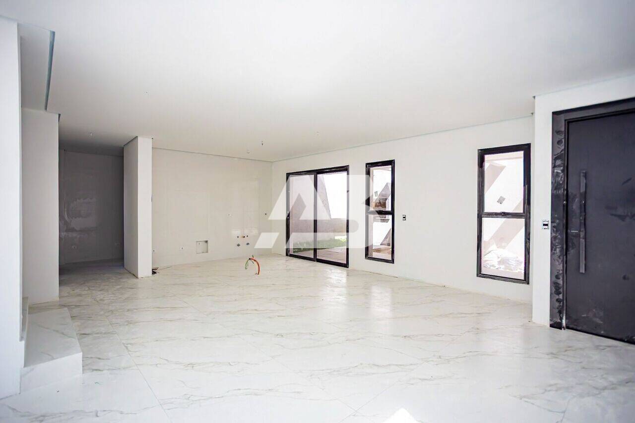 Sobrado com 3 dormitórios à venda, 155 m² por R$ 1.383.600,00 - Mercês - Curitiba/PR - foto 4
