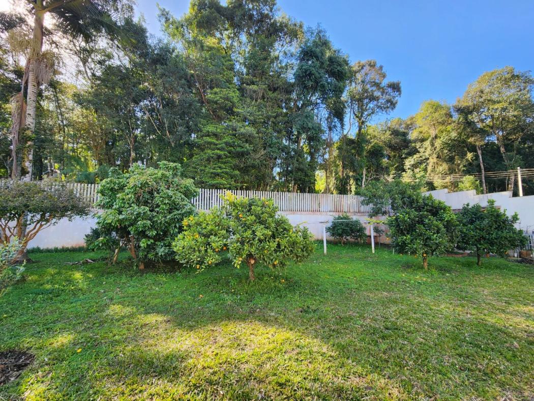AMPLA CASA CONFORTÁVEL NO BARREIRINHA, TERRENO DE 1.000M E CONSTRUÇÃO 353,80M COM UM BELO POMAR - foto 2