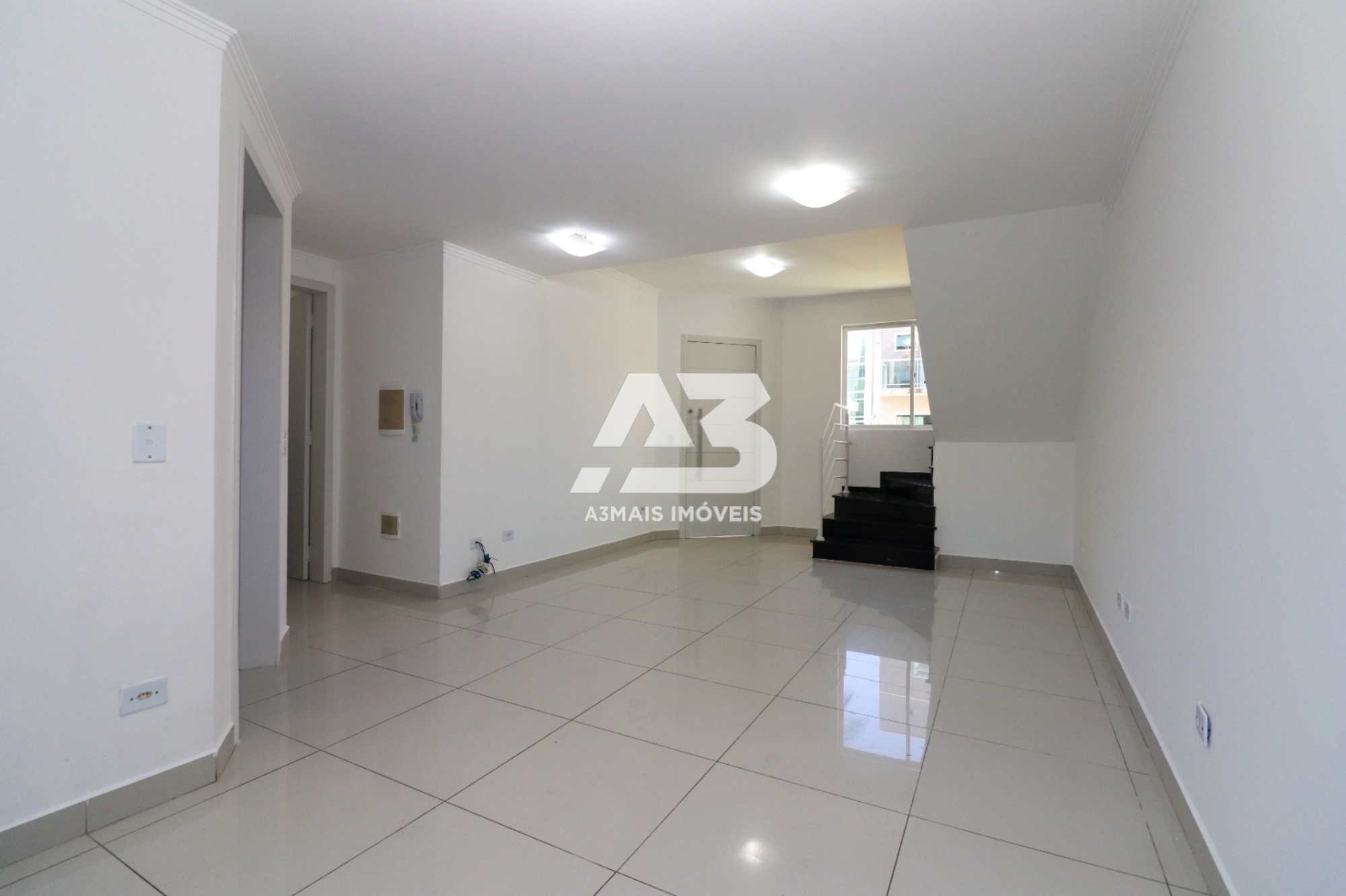 Sobrado com 3 dormitórios à venda, 151 m² por R$ 835.000 - Pinheirinho - Curitiba/PR - foto 3